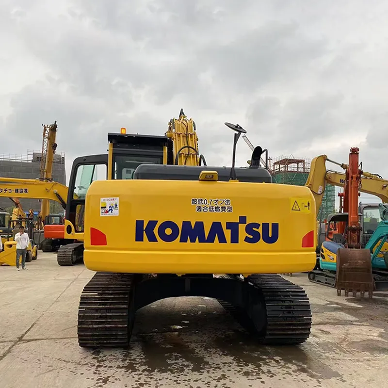 Komatsu PC220 Excavator